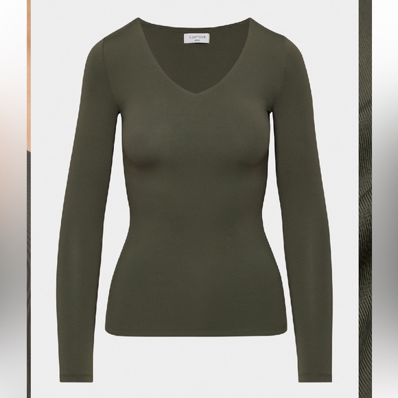 Aritzia Tops - Aritzia Olive Green Long Sleeve V‑Neck Tee